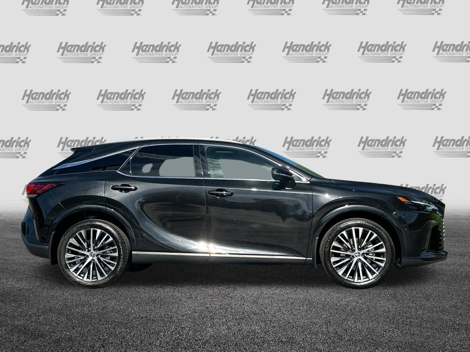 Certified 2025 Lexus RX 350 w/ Convenience Package image 3