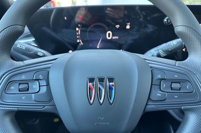 New 2026 Buick Envista Preferred w/ Advanced Safety Package FWD image 25