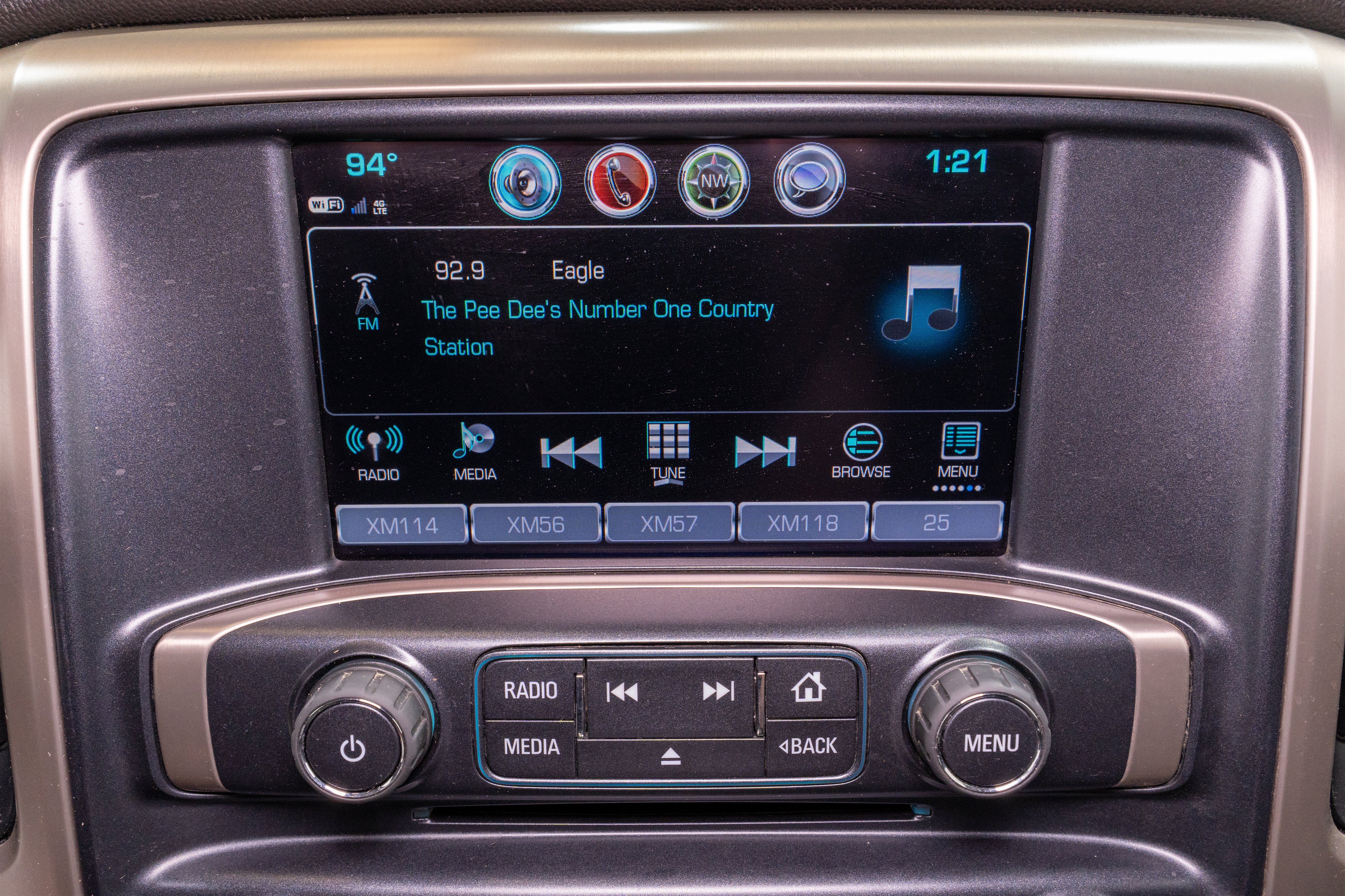 Used 2019 GMC Sierra 2500 Denali w/ Duramax Plus Package AWD/4WD image 22