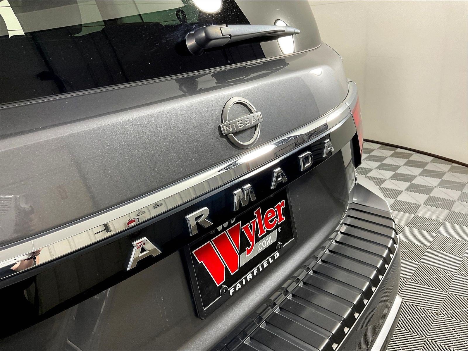 Used 2023 Nissan Armada SL w/ Cargo Package AWD/4WD image 24
