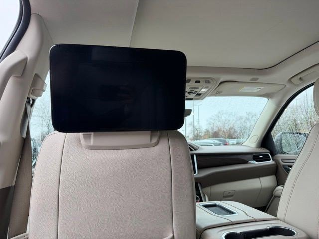 Used 2021 GMC Yukon XL Denali AWD/4WD image 16