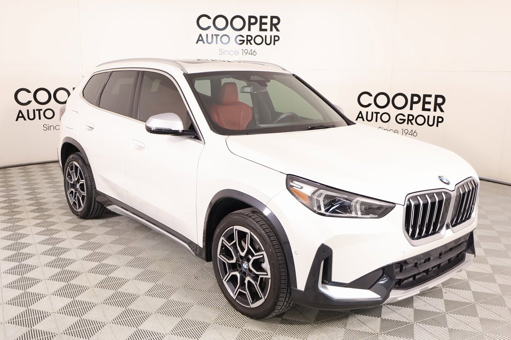 Used 2023 BMW X1 xDrive28i image 1