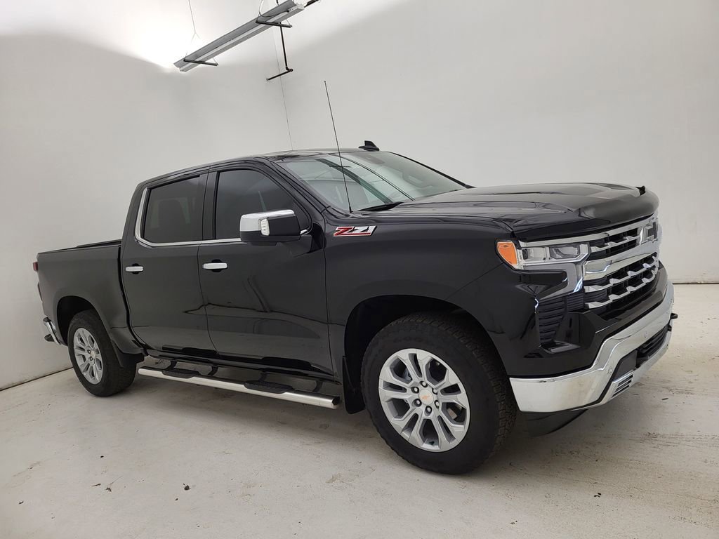 Used 2025 Chevrolet Silverado 1500 LTZ w/ LTZ Premium Package