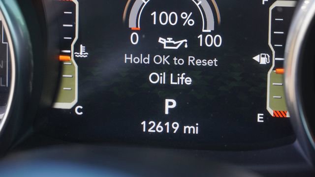 Used 2023 Jeep Gladiator Willys image 31