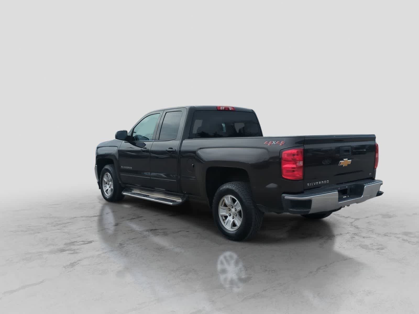 Used 2018 Chevrolet Silverado 1500 LT AWD/4WD image 6