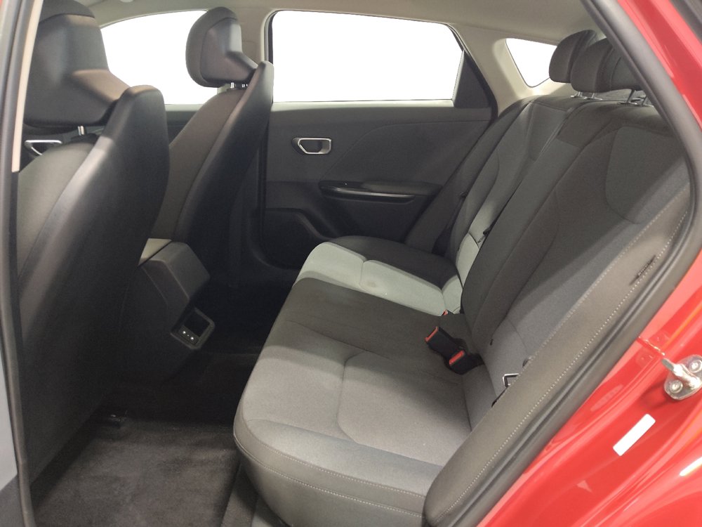 Used 2025 Kia K4 FWD image 19