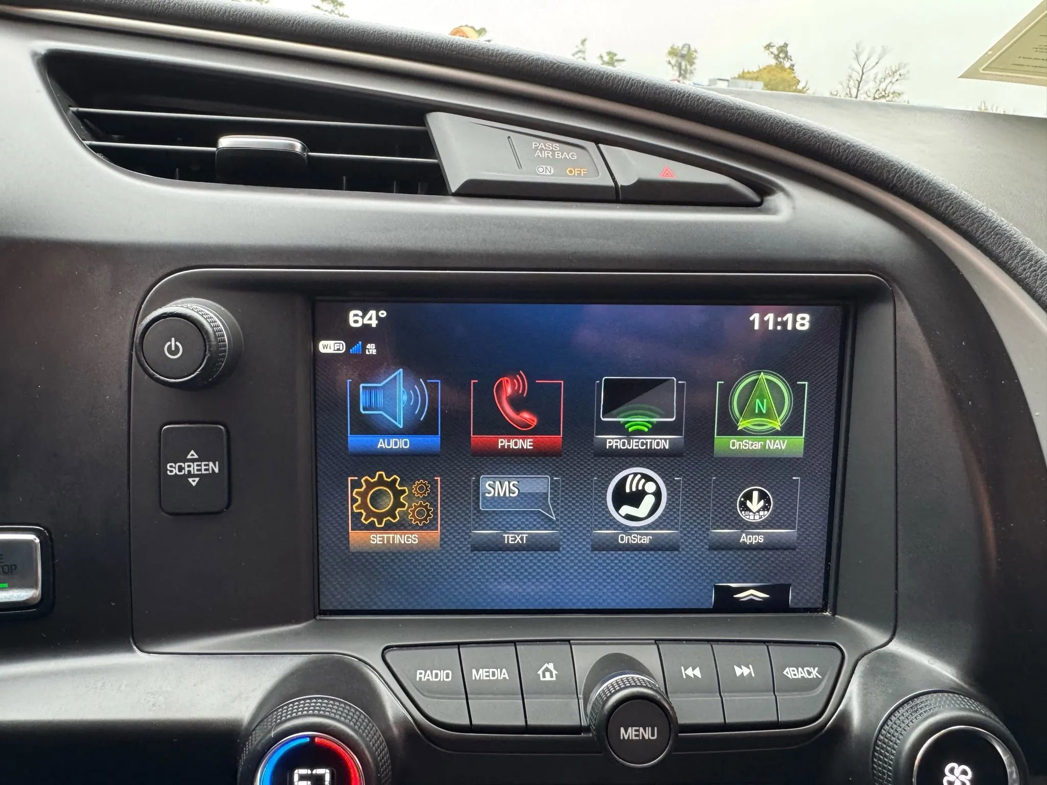 Used 2018 Chevrolet Corvette Stingray Coupe 2D w/ Carbon Flash Badge Package image 28