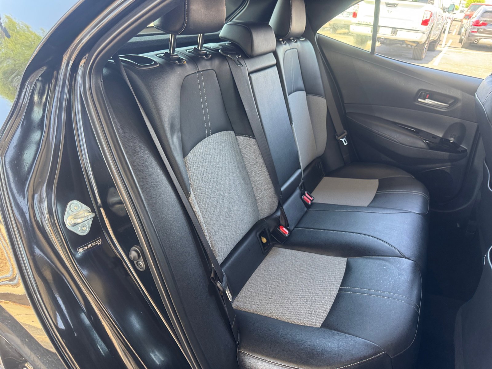 Used 2019 Toyota Corolla XSE FWD image 18