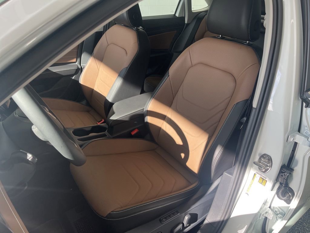 New 2026 Volkswagen Jetta SEL FWD image 16