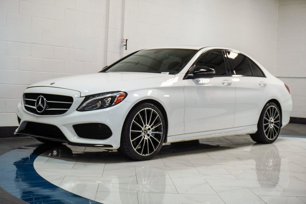 Used 2018 Mercedes-Benz C 300 Sedan image 4