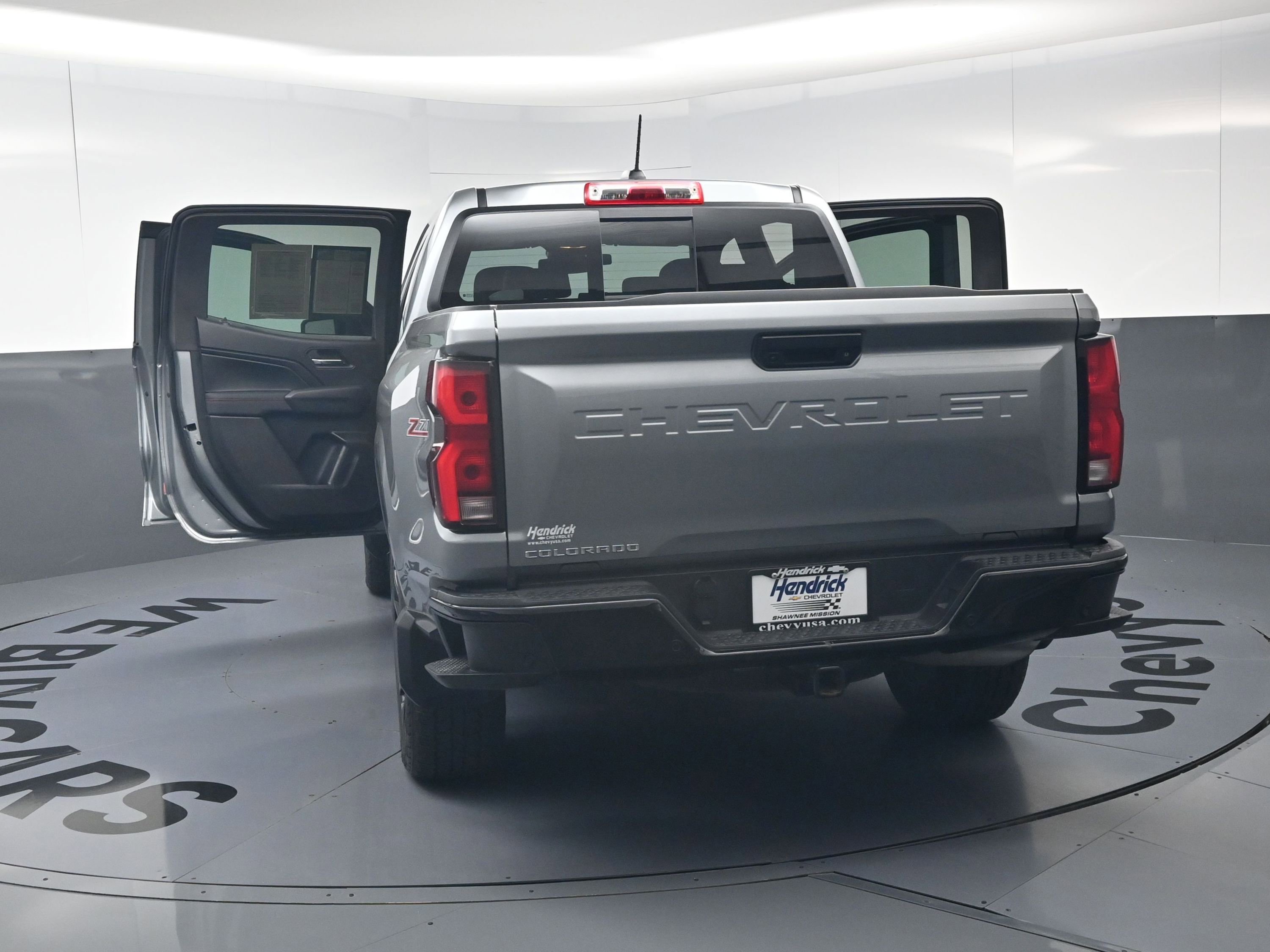 Used 2024 Chevrolet Colorado Z71 w/ Z71 Convenience Package 2 AWD/4WD image 27