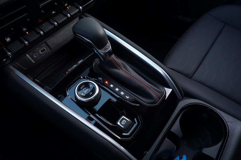 New 2026 Chevrolet Colorado Z71 w/ Technology Package image 16