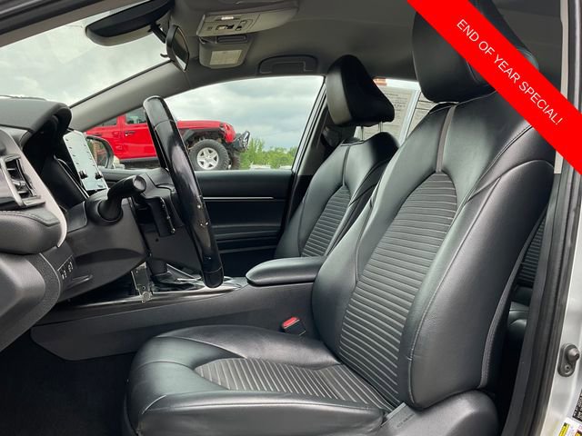 Used 2022 Toyota Camry SE image 10