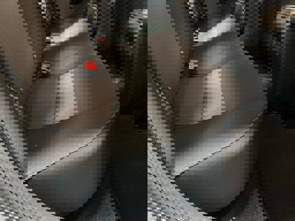 Used 2025 Nissan Sentra SV image 48