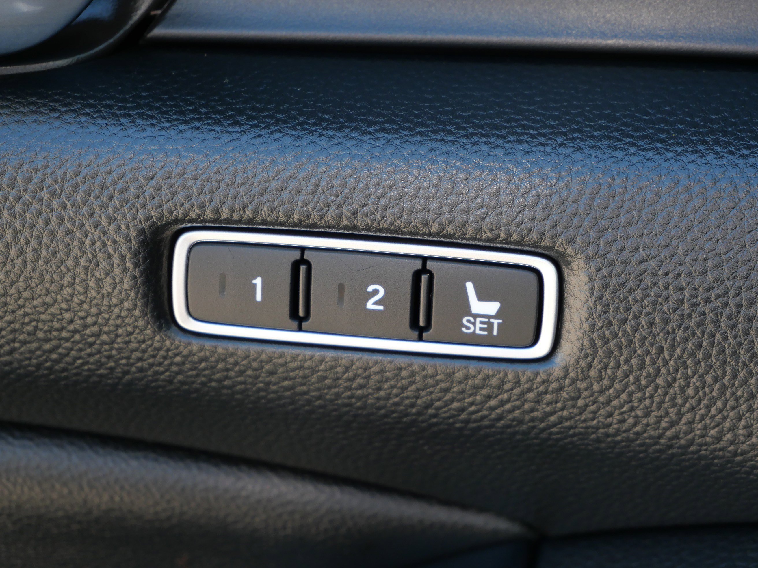 Used 2019 Honda Accord EX-L image 27