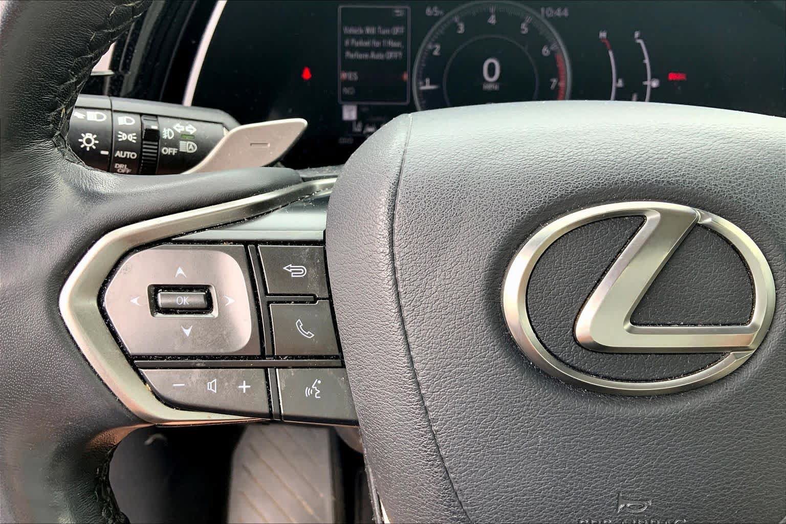 Certified 2024 Lexus RX 350 Premium w/ Kick Sensor & Tow Package AWD/4WD image 24