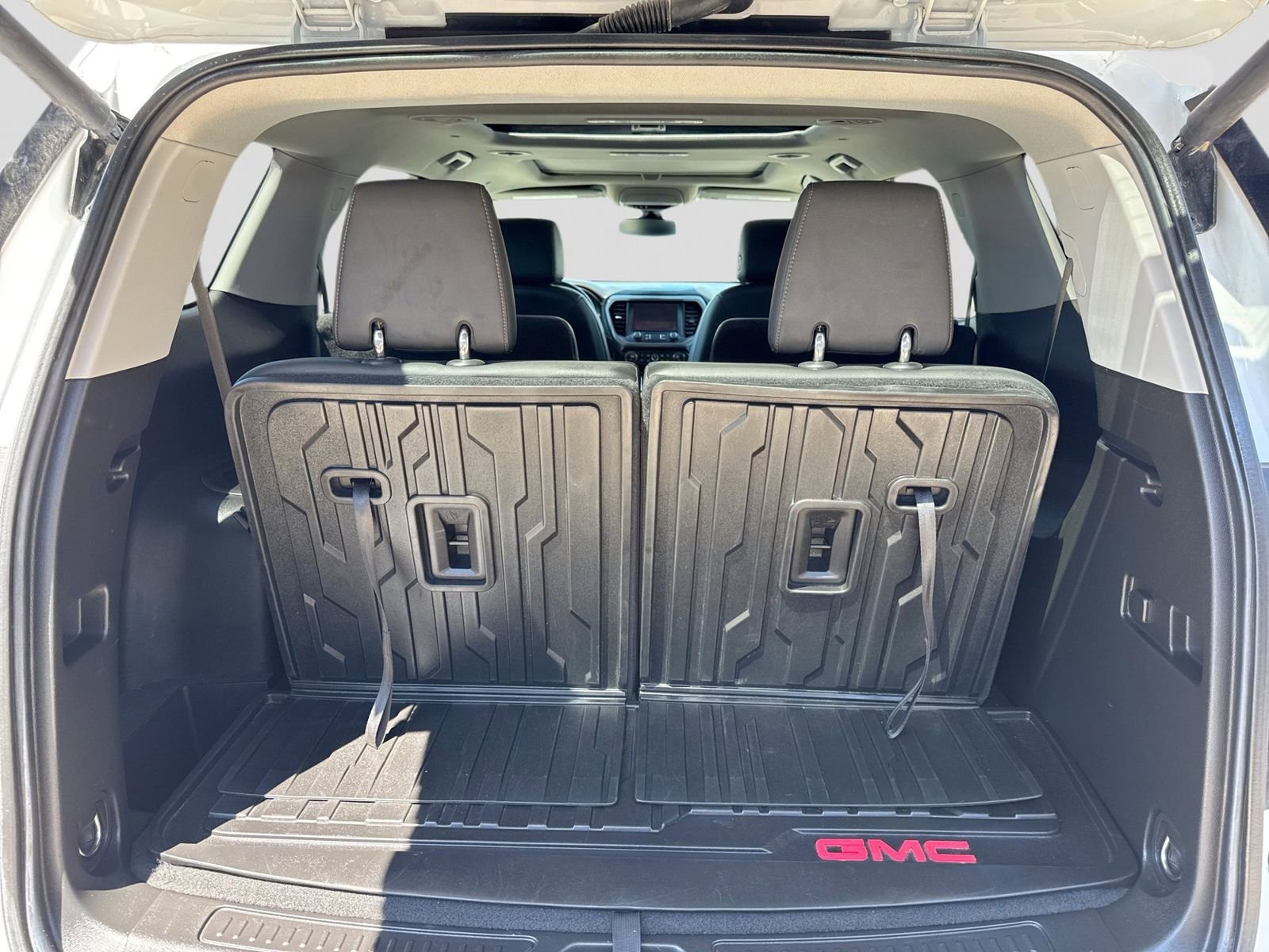 Used 2022 GMC Acadia AT4 w/ Preferred Package AWD/4WD image 43
