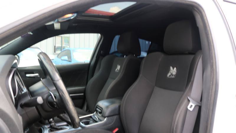 Used 2017 Dodge Charger R/T Scat Pack w/ Beats Audio Group RWD image 8