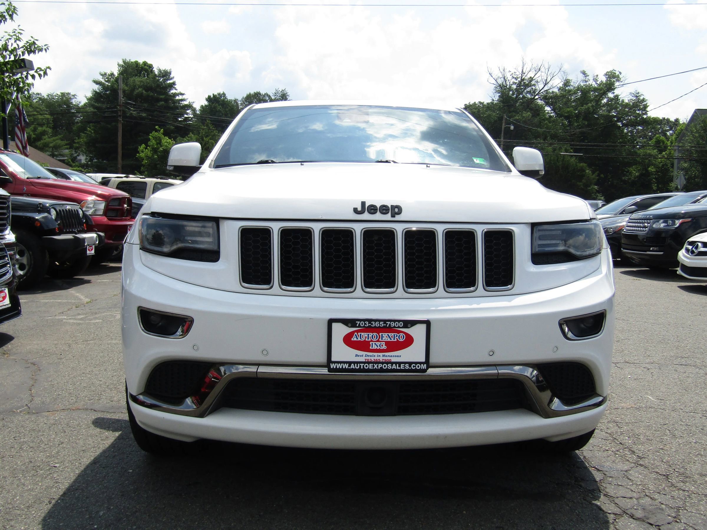 Used 2015 Jeep Grand Cherokee High Altitude image 2