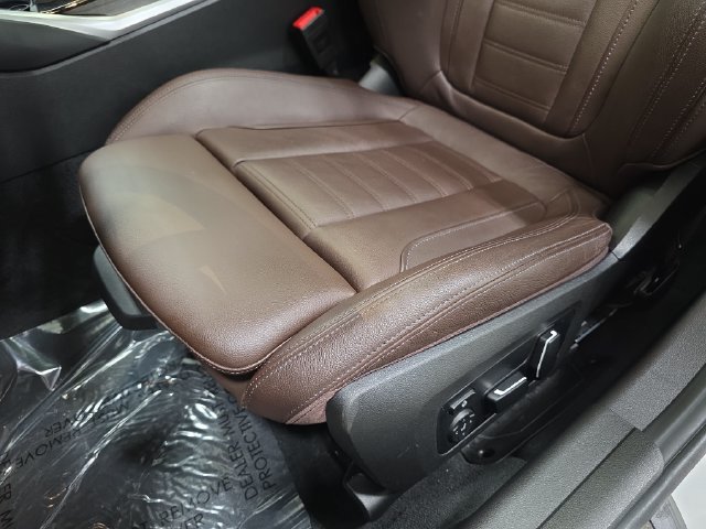 Certified 2024 BMW 330i xDrive Sedan w/ Premium Package AWD/4WD image 25