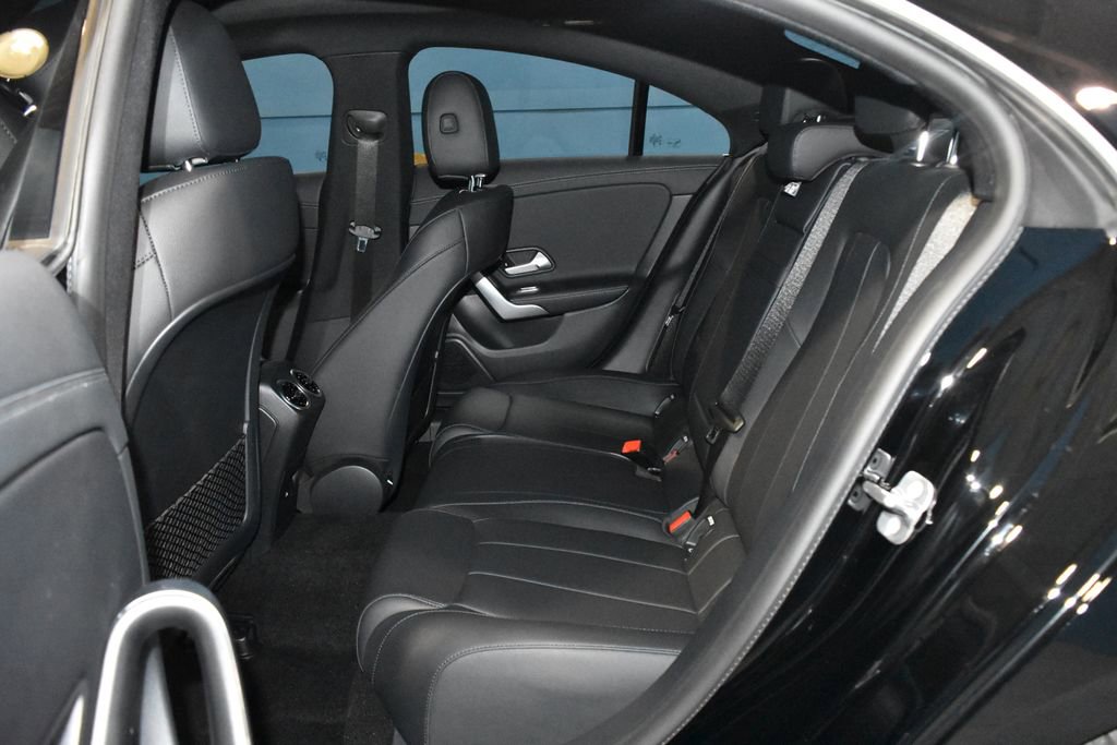 Certified 2025 Mercedes-Benz CLA 250 4MATIC image 19