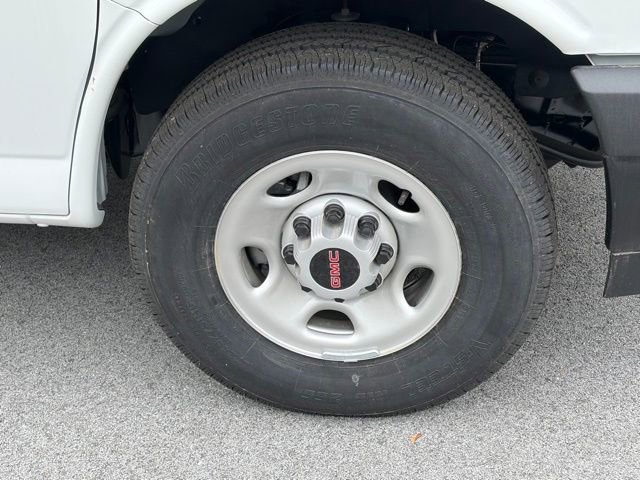 New 2026 GMC Savana 2500 w/ Driver Convenience Package RWD image 11