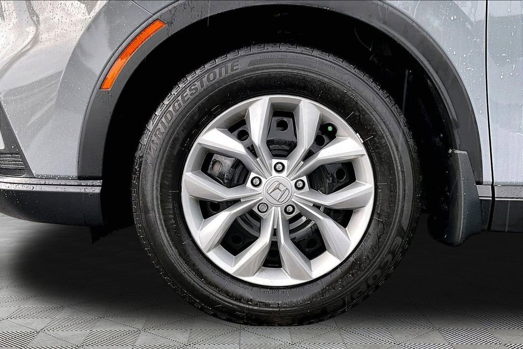 Used 2025 Honda CR-V LX image 23