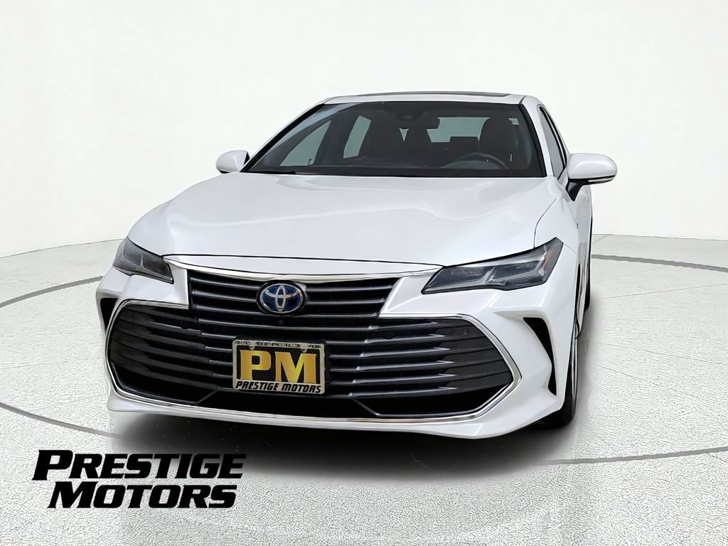 Used 2020 Toyota Avalon Limited w/ Advanced Safety Package FWD image 2