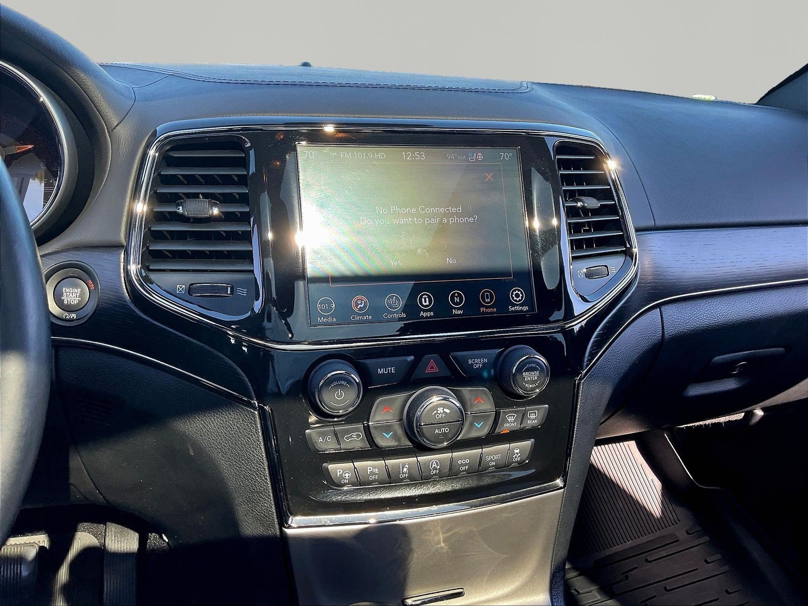 Used 2021 Jeep Grand Cherokee High Altitude AWD/4WD image 9