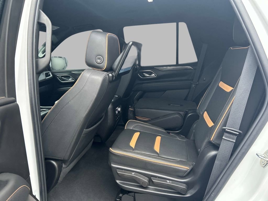 Used 2024 GMC Yukon AT4 w/ Technology Package image 14