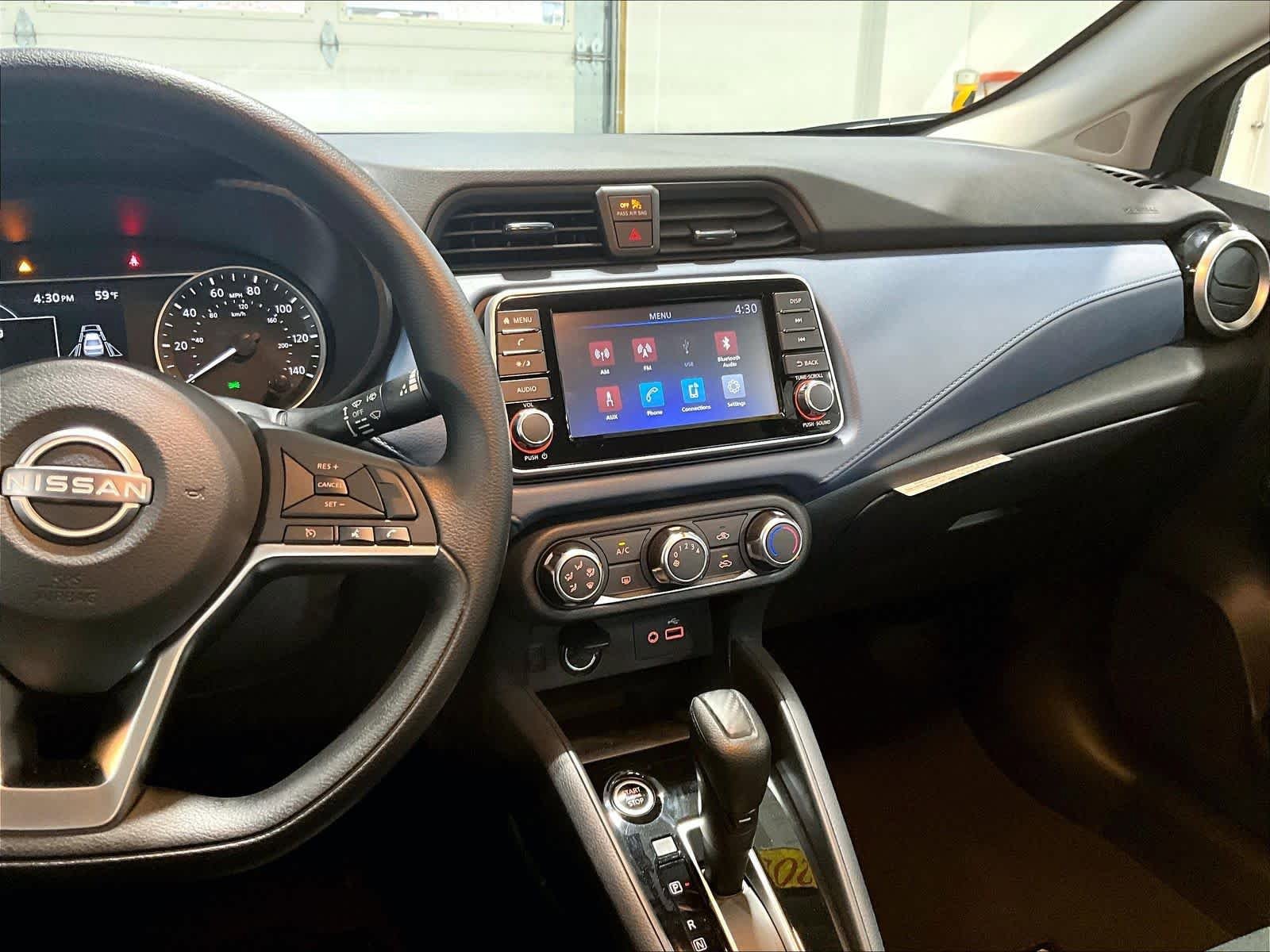 Used 2025 Nissan Versa SV w/ Trunk Package image 18