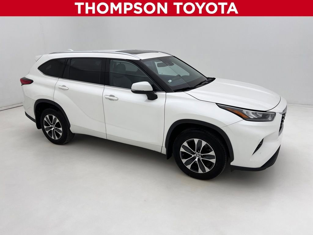 Used 2020 Toyota Highlander XLE