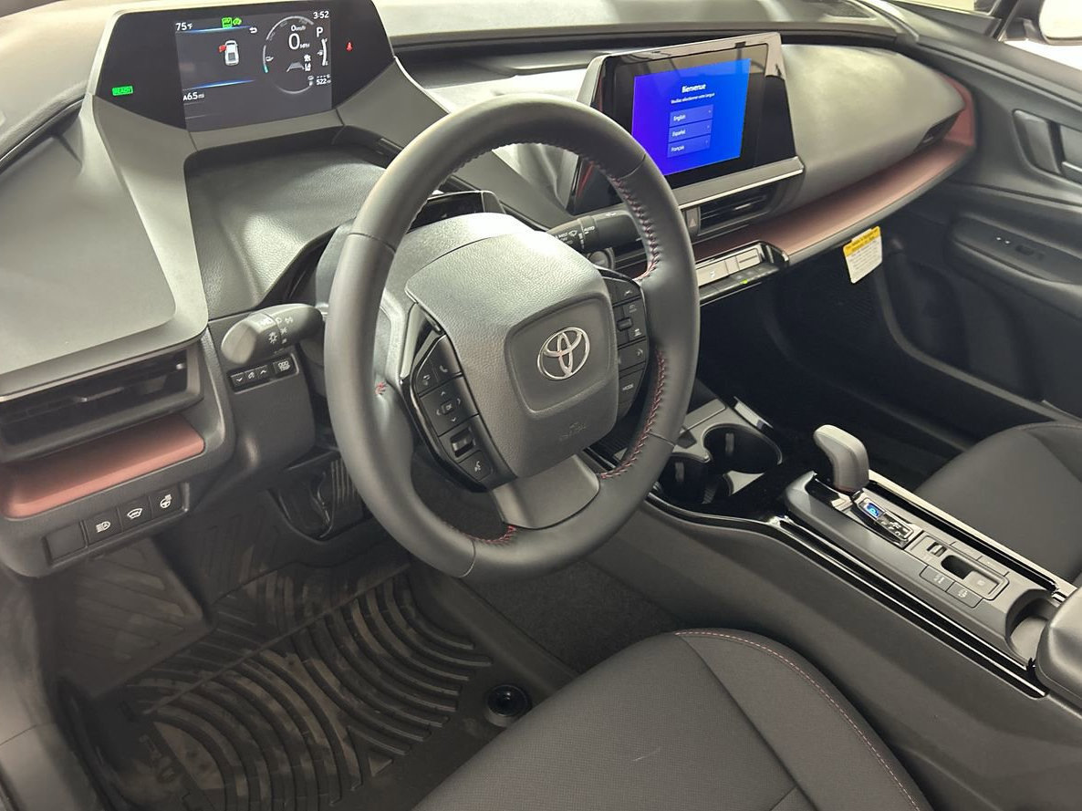 New 2026 Toyota Prius Plug-In Hybrid FWD image 11