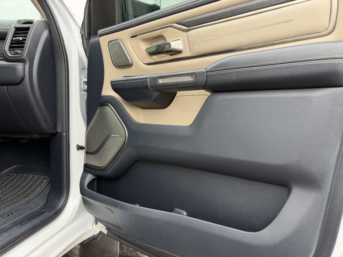 Used 2019 RAM 1500 Limited AWD/4WD image 19