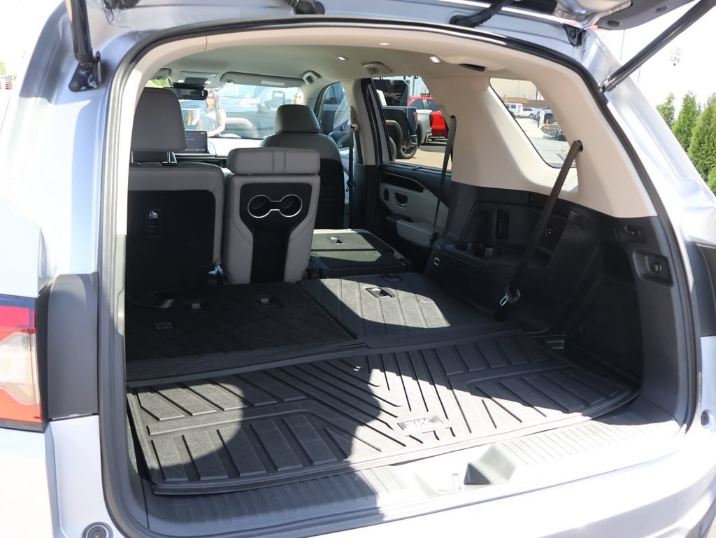 Used 2025 Honda Pilot EX-L image 15