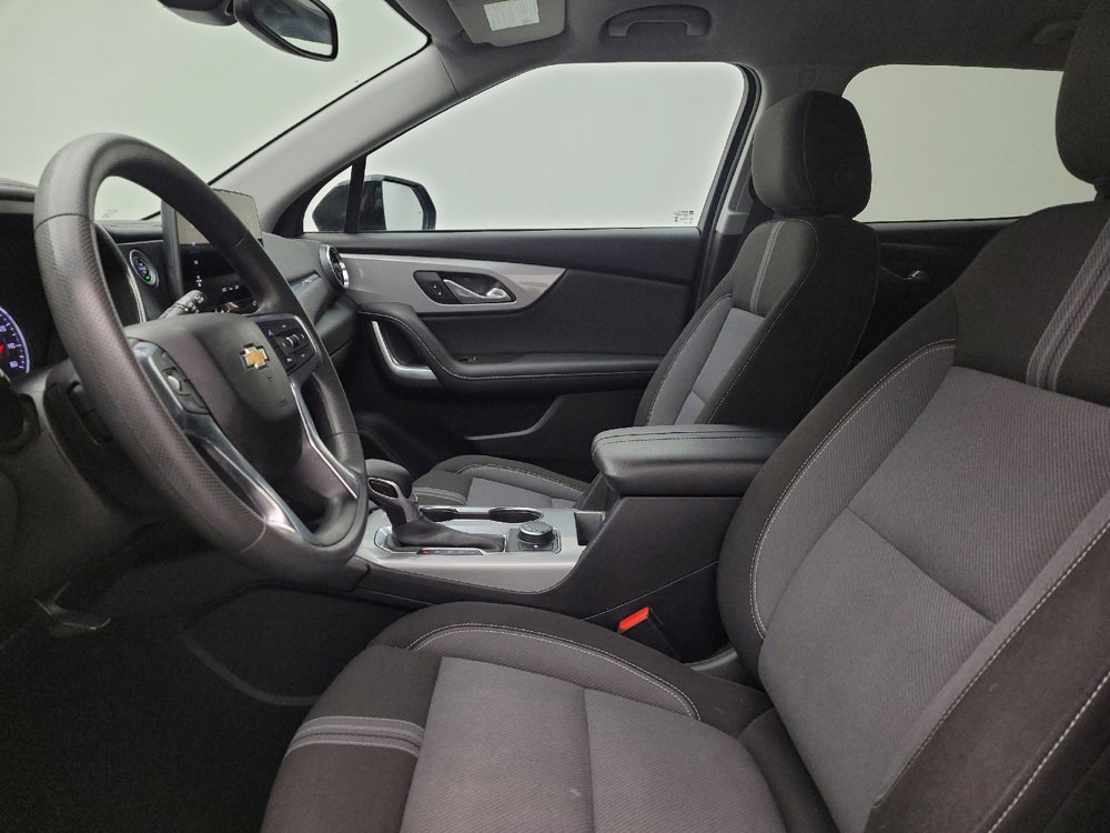 Used 2024 Chevrolet Blazer LT w/ Convenience Package FWD image 17