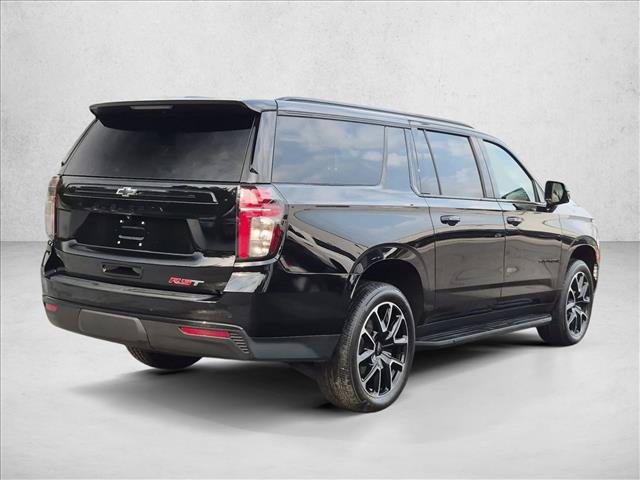 Used 2024 Chevrolet Suburban RST w/ Luxury Package AWD/4WD image 5