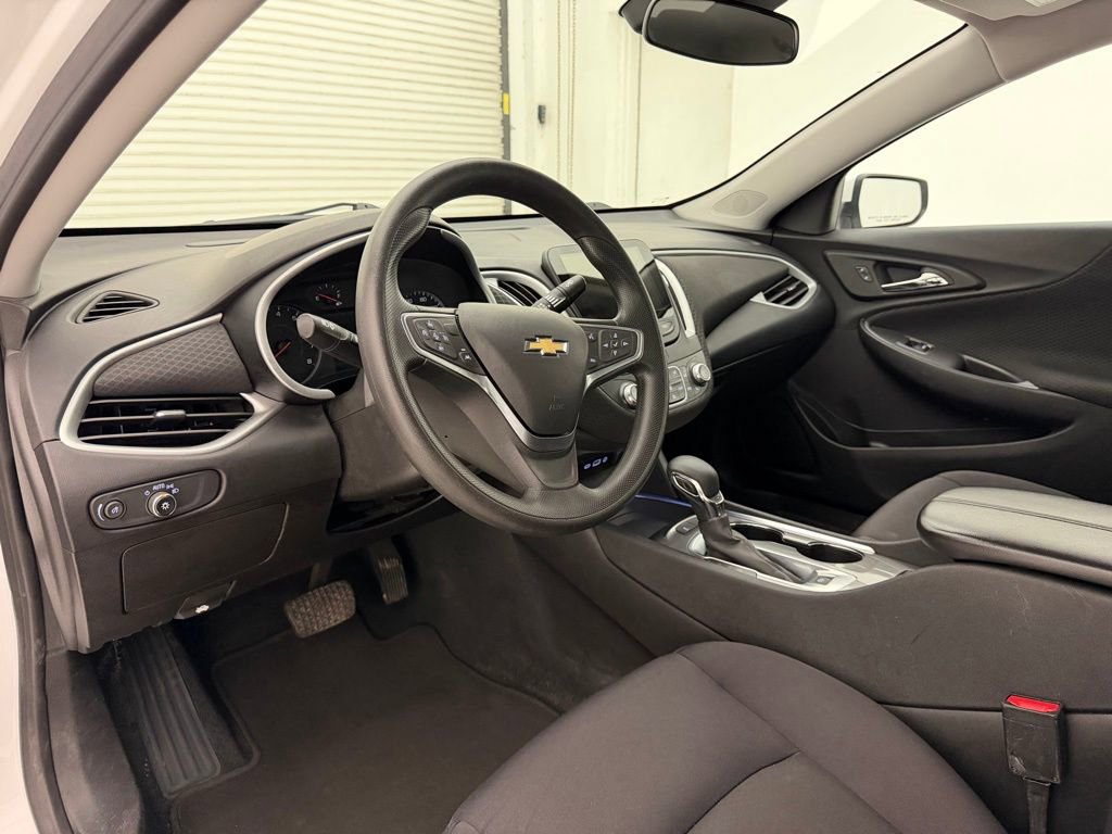 Used 2024 Chevrolet Malibu LT FWD image 22