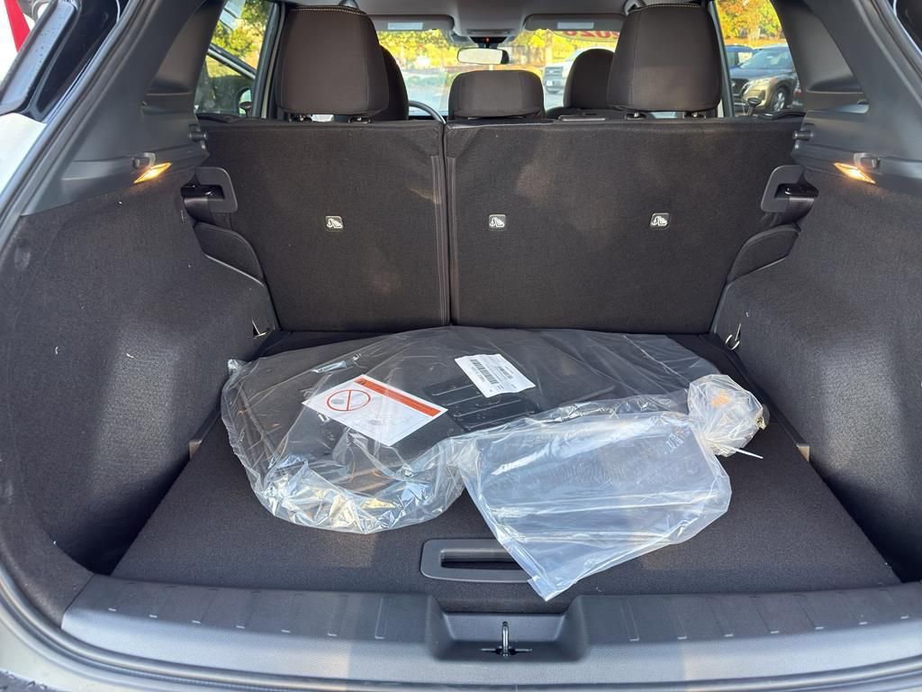 New 2026 Nissan Kicks SV image 31