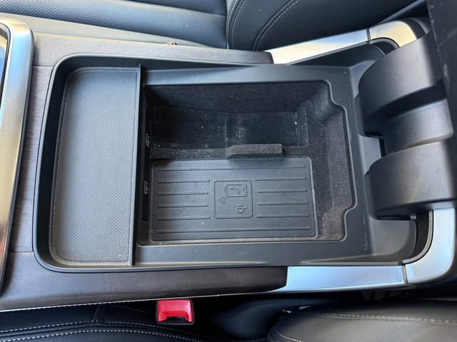 Used 2023 Audi Q8 Prestige w/ Prestige Package image 32