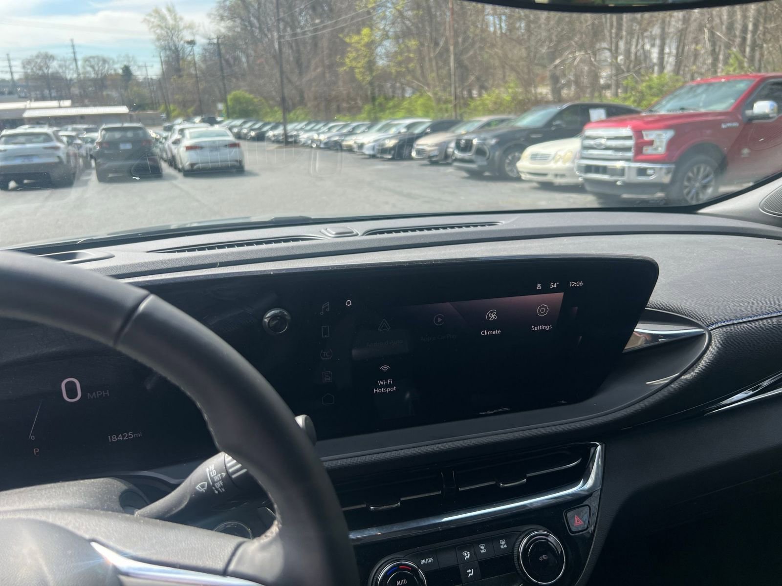 Used 2025 Buick Envista Sport Touring image 17