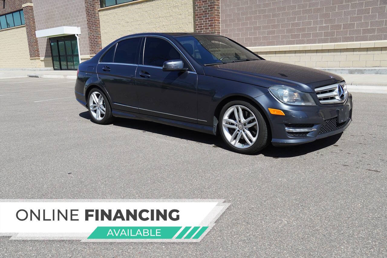 Used 2013 Mercedes-Benz C 300 4MATIC Sedan image 2