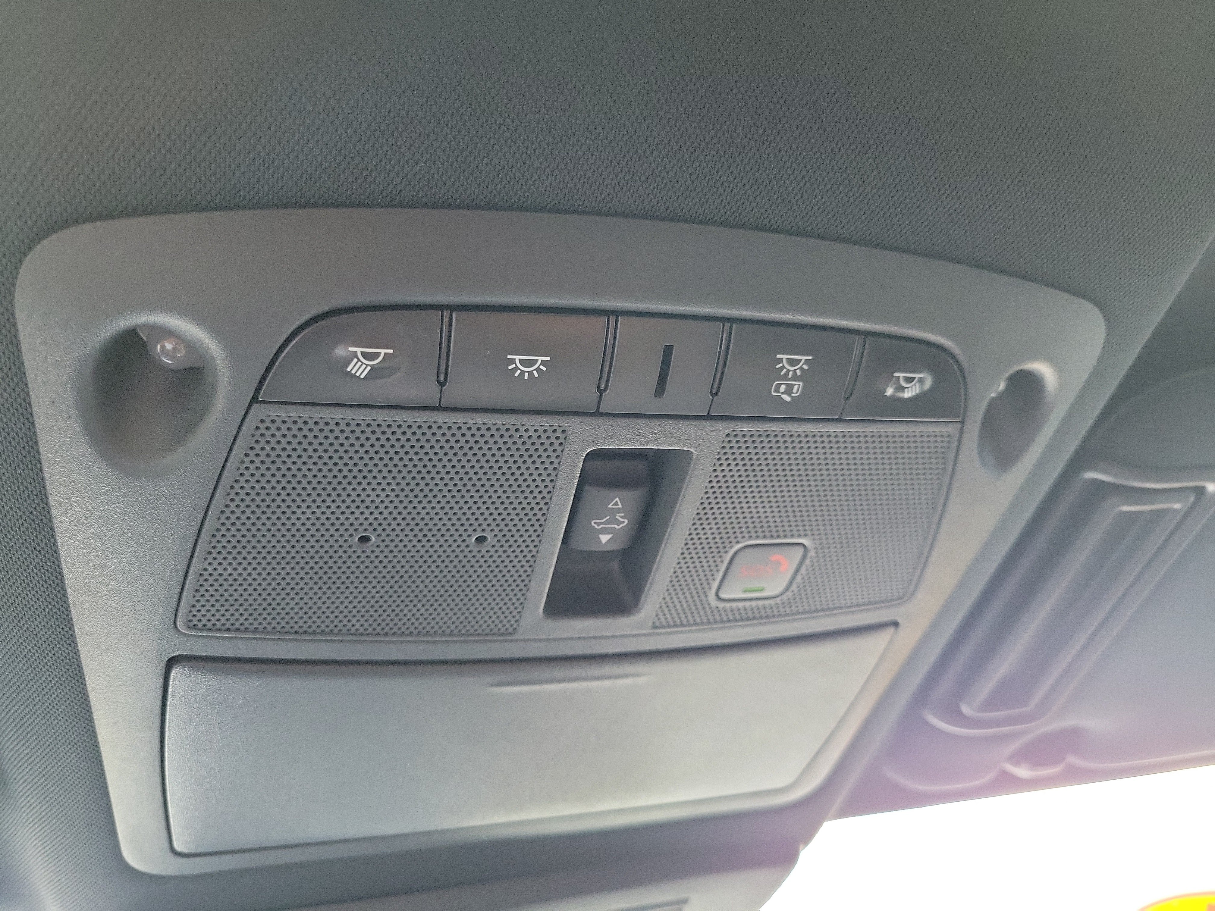 Used 2024 Nissan Armada Platinum w/ Captain's Chairs Package RWD image 19