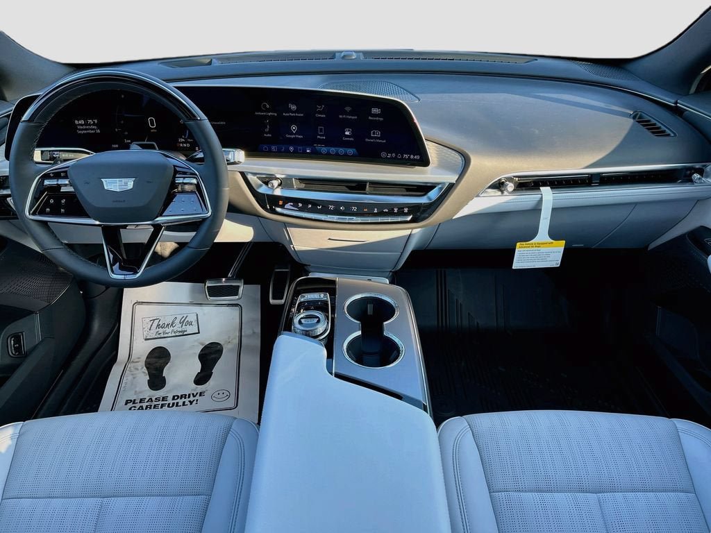 New 2027 Cadillac Lyriq Sport RWD image 28