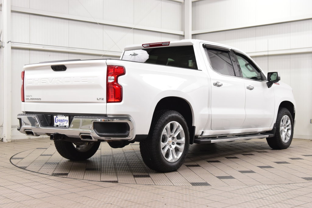 Used 2022 Chevrolet Silverado 1500 LTZ AWD/4WD image 8