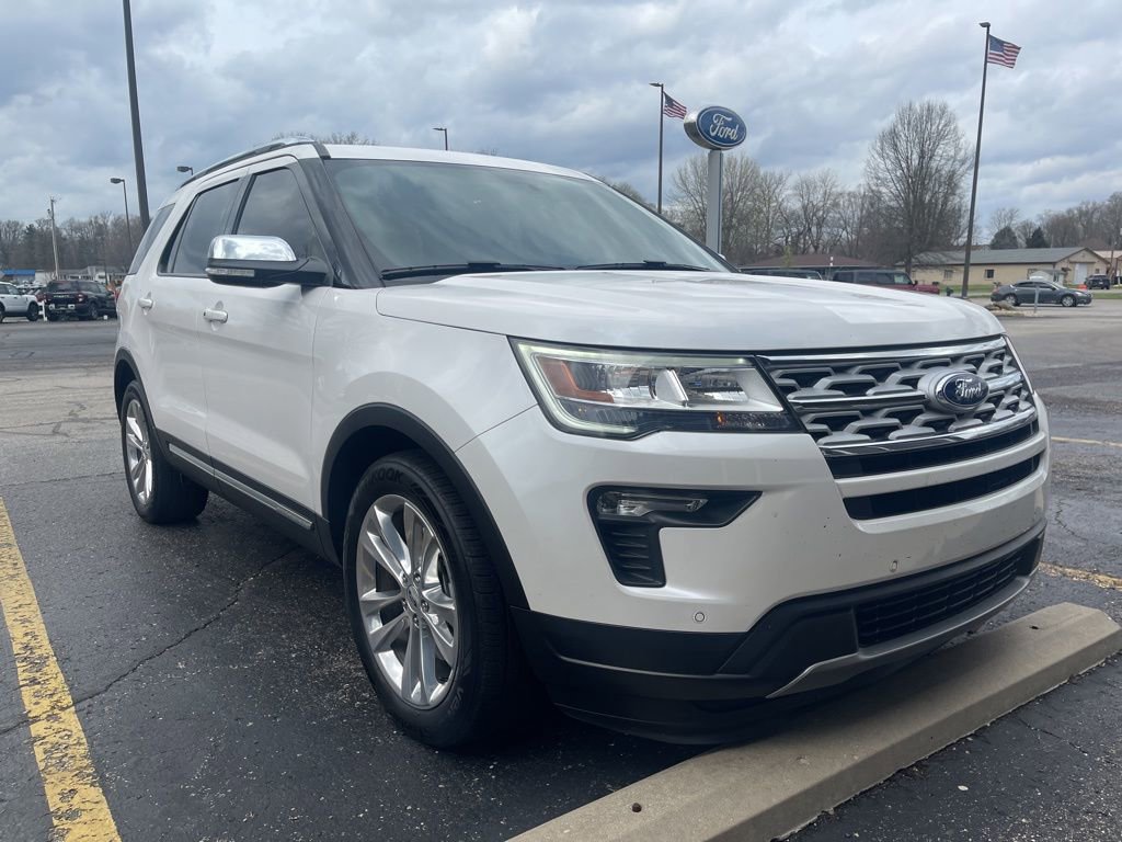 Used 2019 Ford Explorer XLT w/ Equipment Group 202A image 10