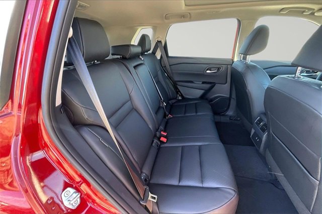 New 2026 Nissan Rogue SV image 10