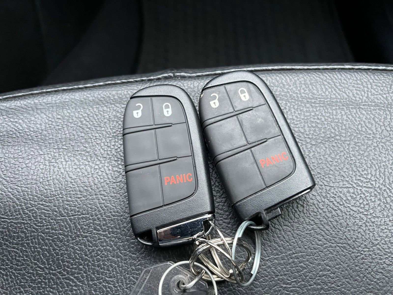 Used 2025 Jeep Compass Trailhawk w/ Trailer Tow Group image 23