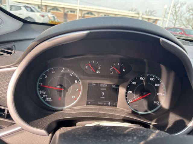 Used 2025 Chevrolet Malibu LS image 15