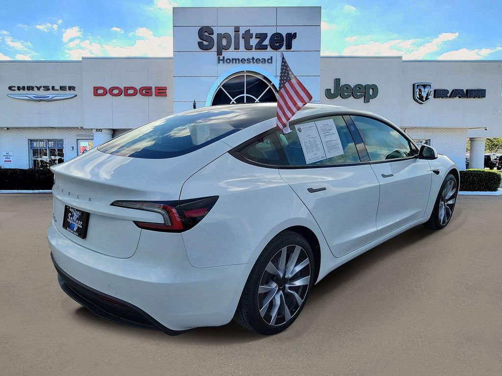 Used 2024 Tesla Model 3 Standard Range RWD image 2